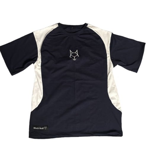 Black wolf T-shirt