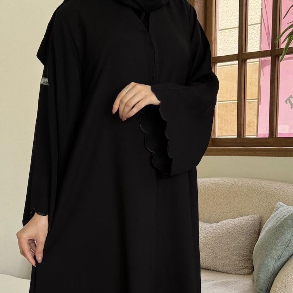 عبايات سادة راقية