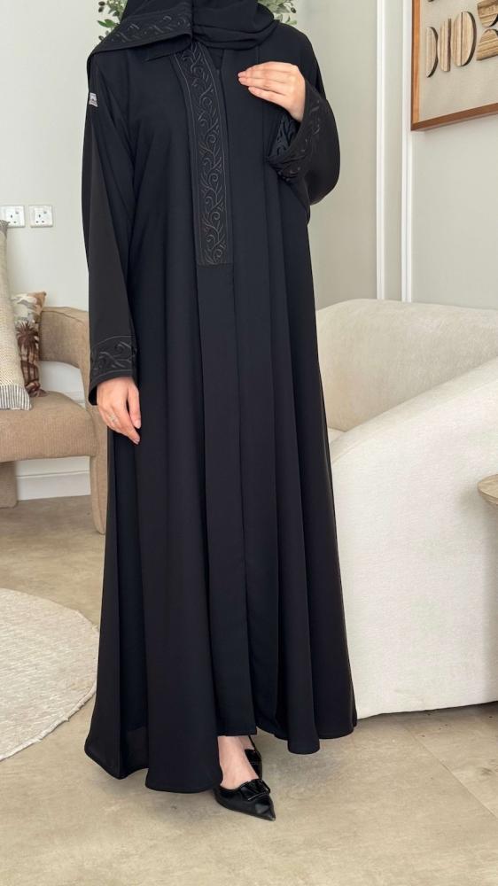 عبايات حلوة