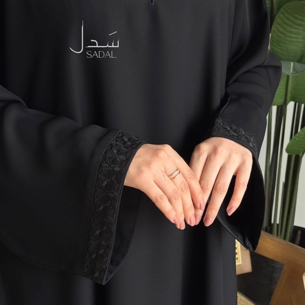 عبايات للمنتقبات