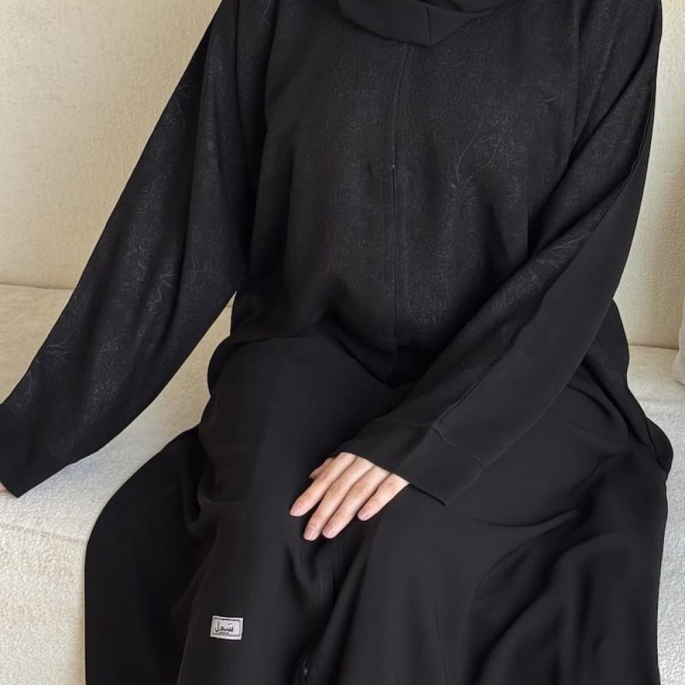 عبايات كلوش سادة