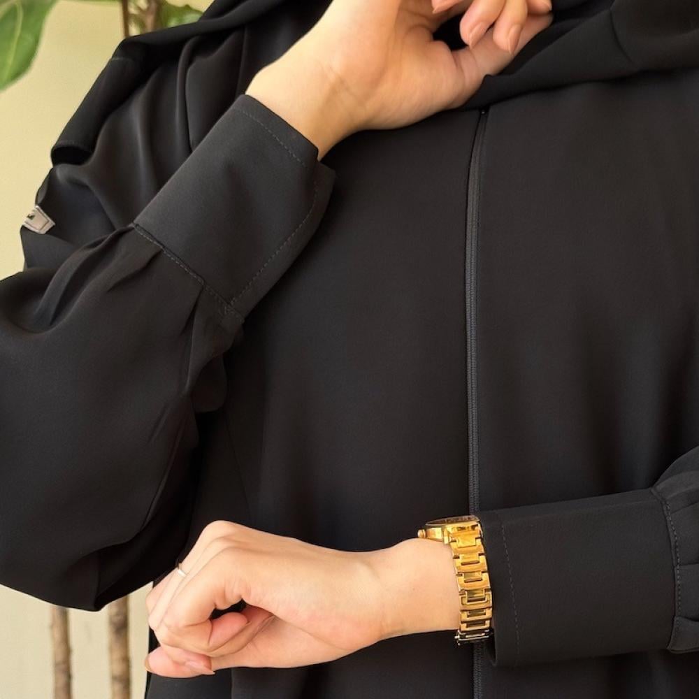 عبايات بسحاب