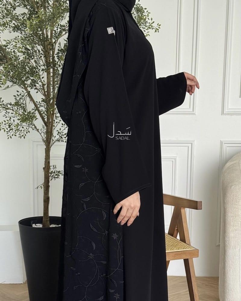 عبايات للقصيرات