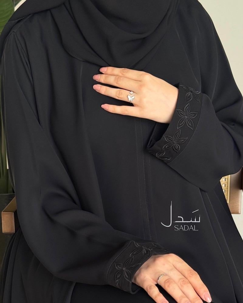 عبايات للحوامل