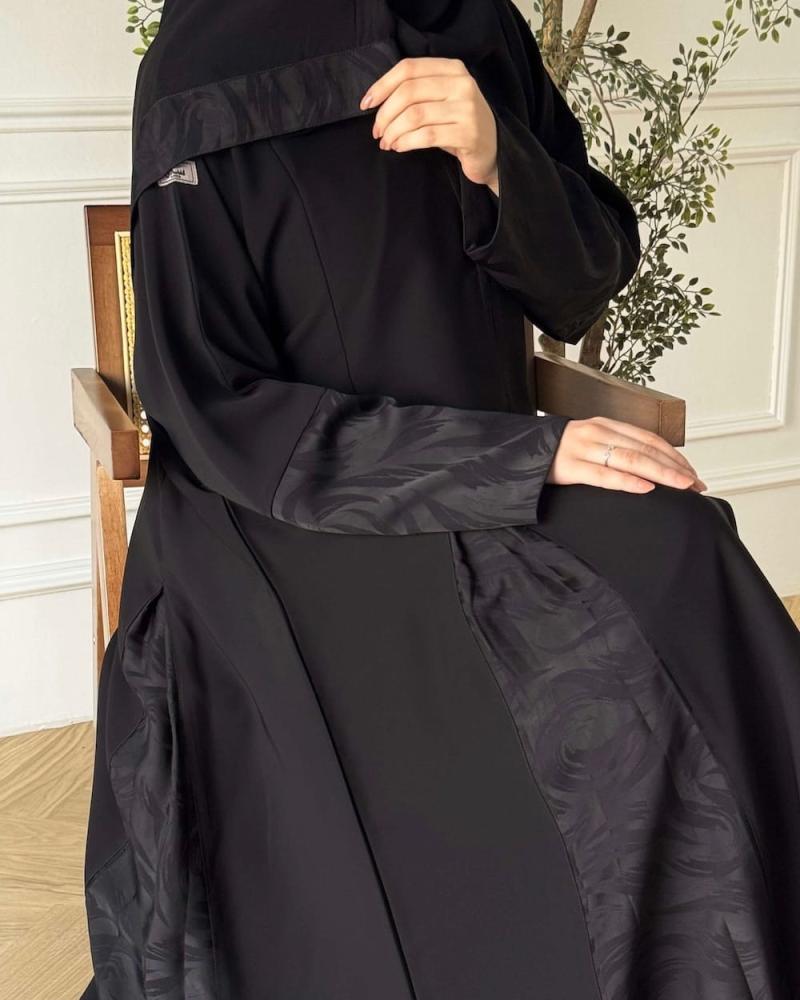 عبايات جاكار