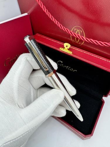 قلم Cartier اسود