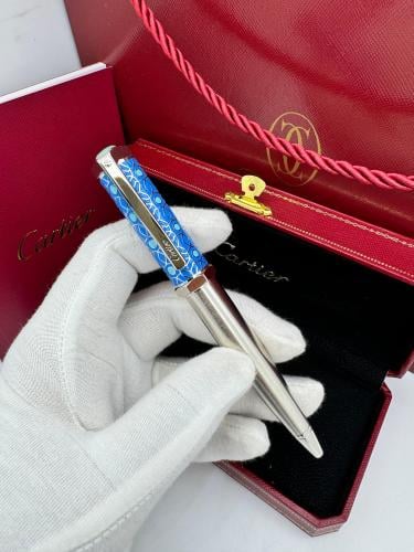 قلم sky blue cartier