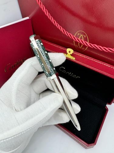 قلم Cartier الاخضر المزخرف