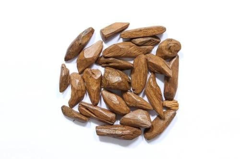 أصالة العود: رحلة عبر التاريخ والثقافات