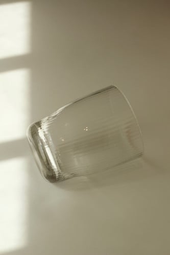 كأس زجاج بنمط مخطط 300 مل