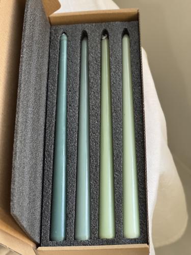 مجموعة شموع طويله