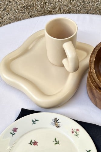 طبق تقديم سيراميك