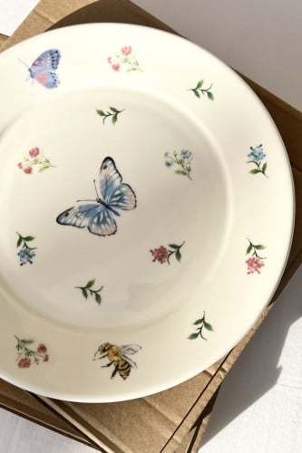 صحن سيراميك ورود وفراشات