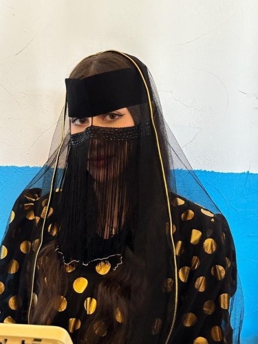 برقع يوم التأسيس مع الفصوص