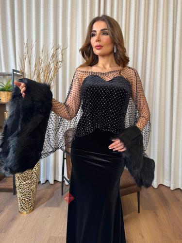 بلوزة سهرة ستايل شبك بأطراف فرو ناعم