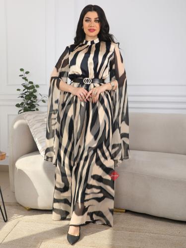 فستان زيبرا بأكمام وشاح