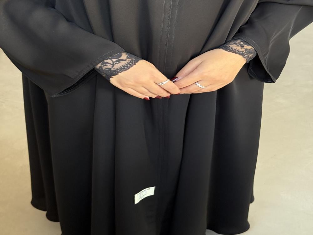 عباية ساده كلوش