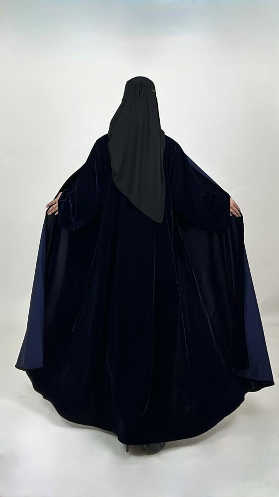 عباية قطيفة نص كلوش