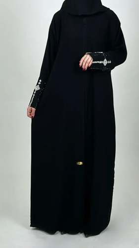 عباية زينة أطراف كم