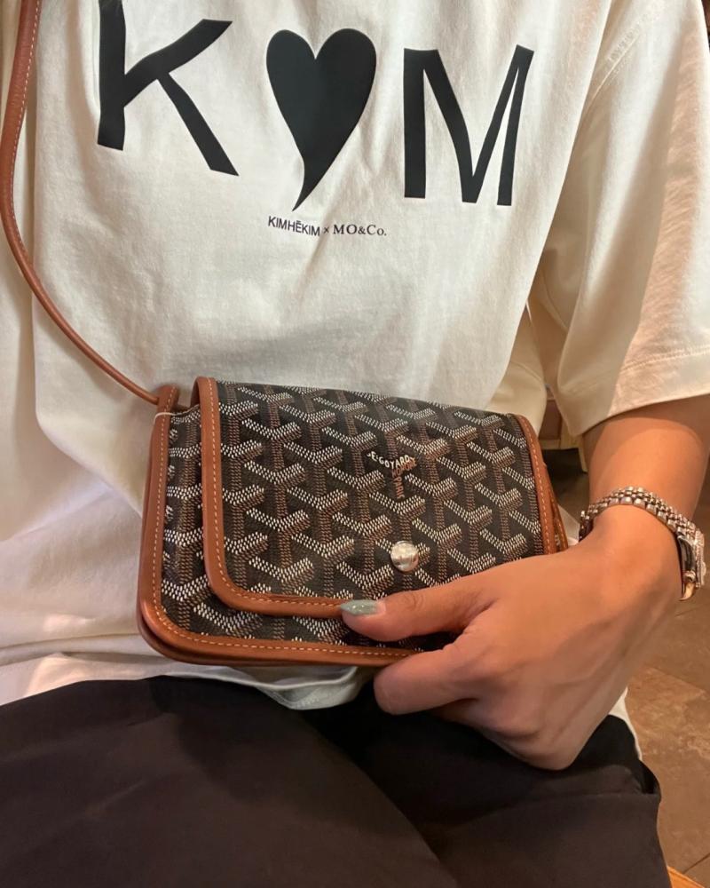 قويارد Plumet Pocket Wallet