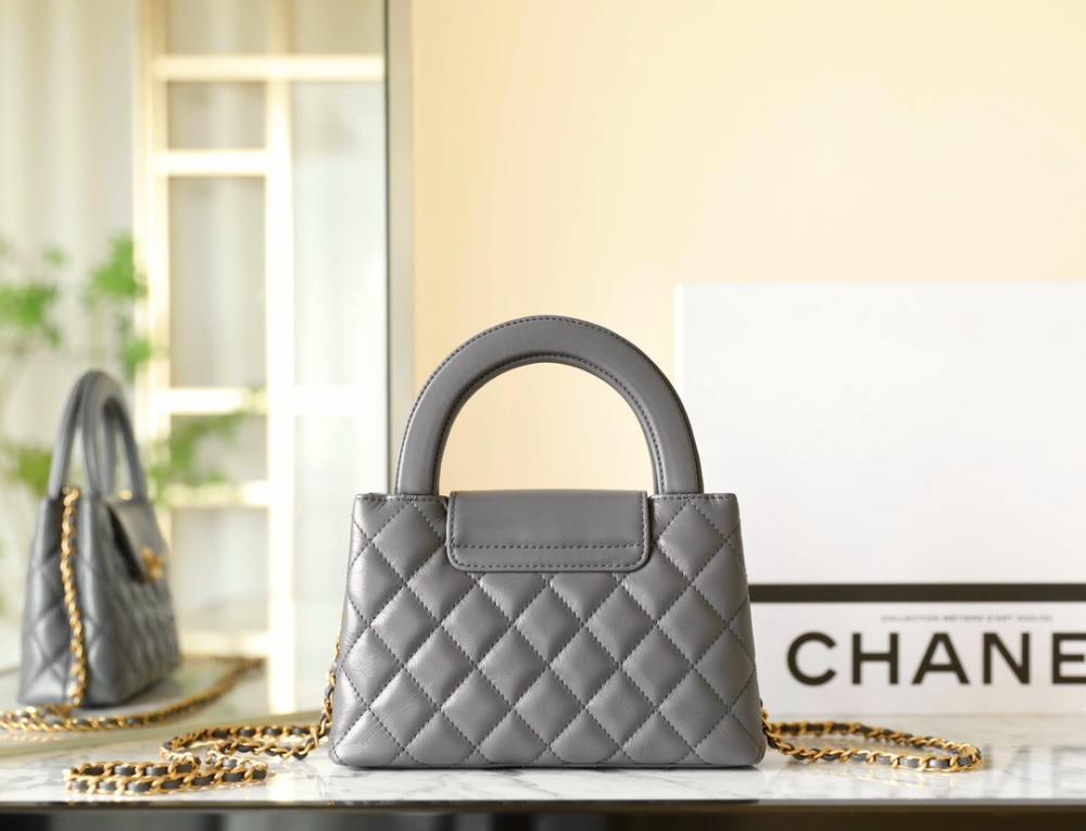 Chanel kelly