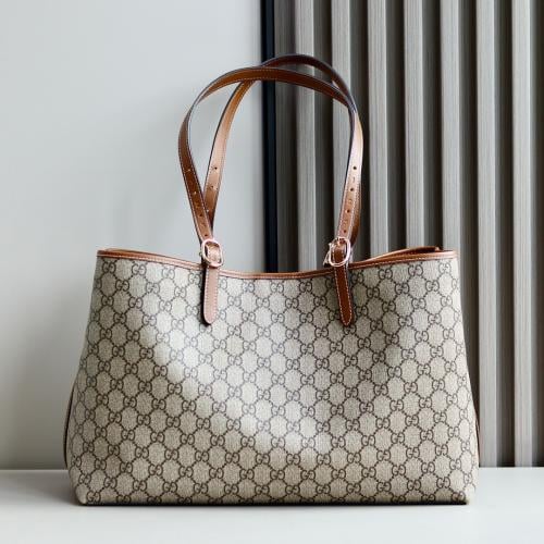 GG EMBLEM MEDIUM TOTE