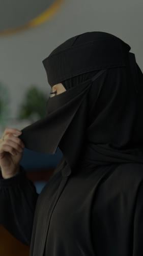 نقاب أكل قصير