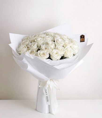 باقة النقاء الأبيض | White Purity Bouquet