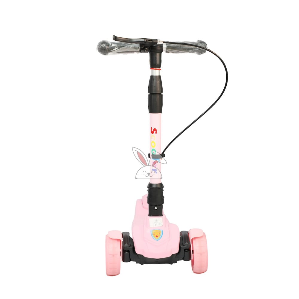 سكوتر باللونين الوردي و الاسود Pink and black scooter
