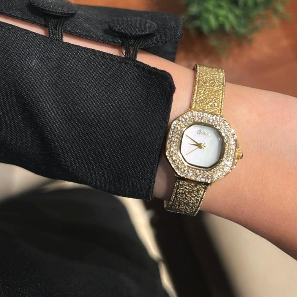 ساعة نسائية حصيرة مقاس 26 mm باللون الذهبي