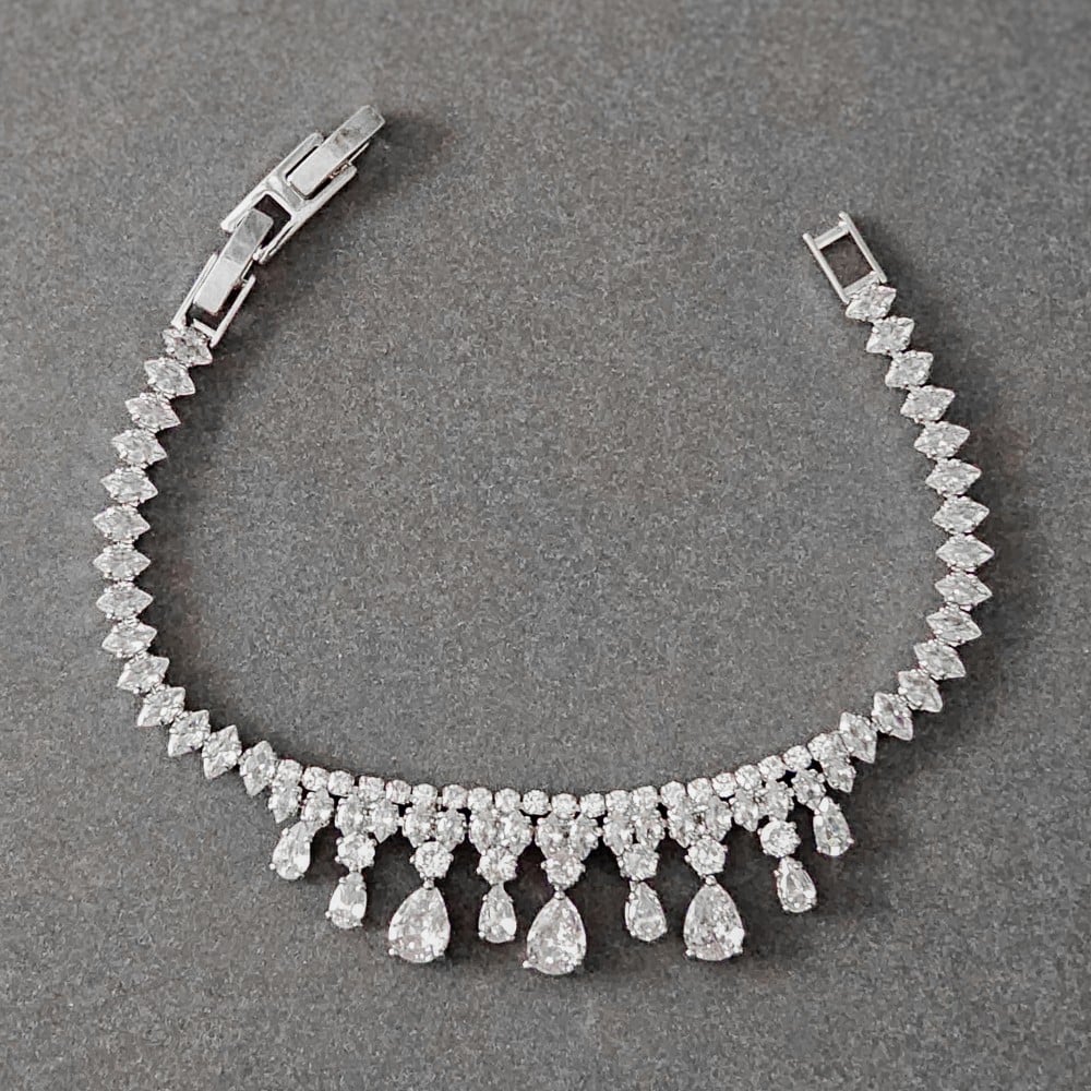 طقم زركون فضي