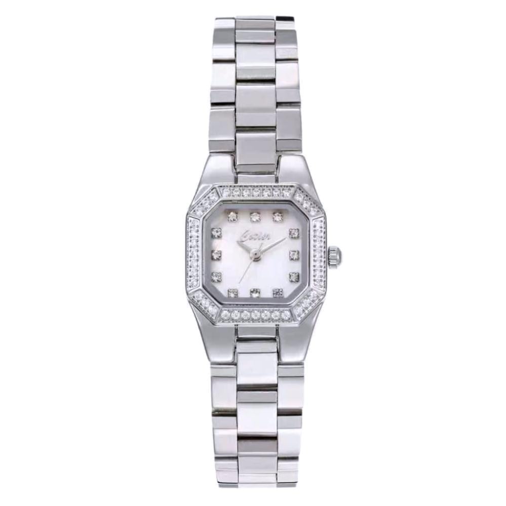 ساعة نسائية ناعمة جدا باللون الفضي