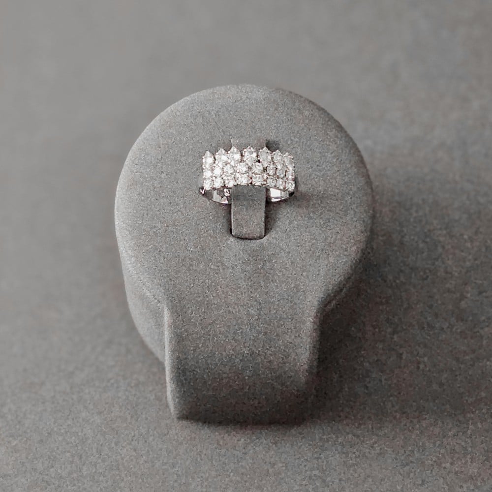 طقم زركون فضي