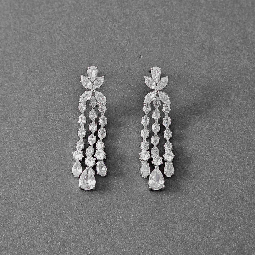 طقم زركون فضي