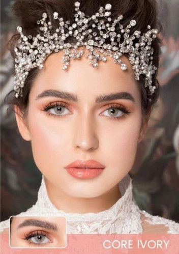 عدسات ناتشورال كور ايفوري