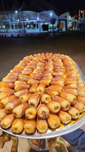 صينية تمر صقعي 8 كيلو تقريبا