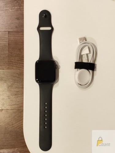 ساعة Apple Watch Series 5 44mm