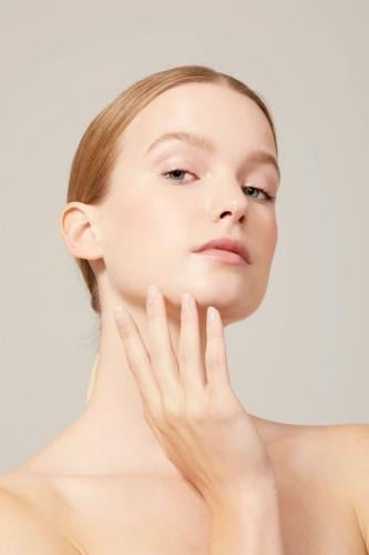استعيدي إشراقتك مع FADE GEL PLUS: الحل المثالي لتفتيح وتوحيد لون البشرة استعيدي إشراقتك مع FADE GEL PLUS: الحل المثالي لتفتيح وتوحيد لون البشرة
