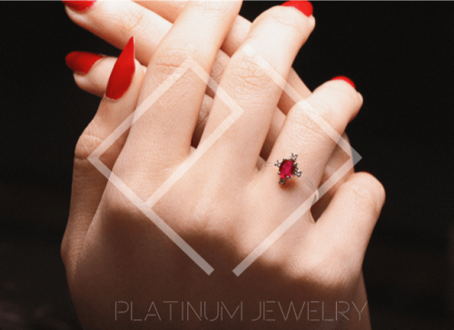 خاتم مديل سلسال ذهب اصفر و حجر روبي مرصع بالالماس