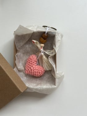 ميدالية قلب صغير