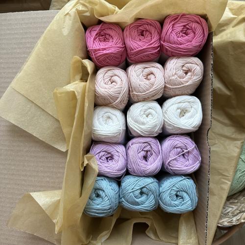 بوكس خيوط Hello