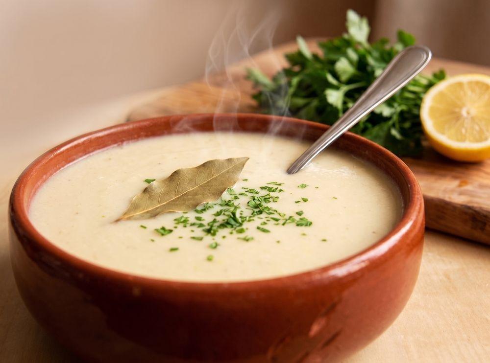طريقة عمل شوربة الدجاج بالكريمة والبطاطس