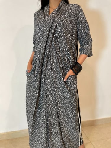 ثويب لف أبيض وأسود بخامات منوعة