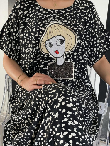 ثويب خفيف لطيف بخامة الكريب الكوري البارد وبإضافة البنية الشقرا المملوحة