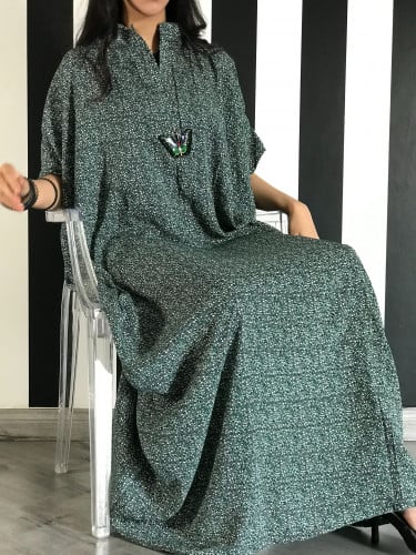 ثويب يومي بخامتنا الباردة وبوجود الفراشة الأنيقة