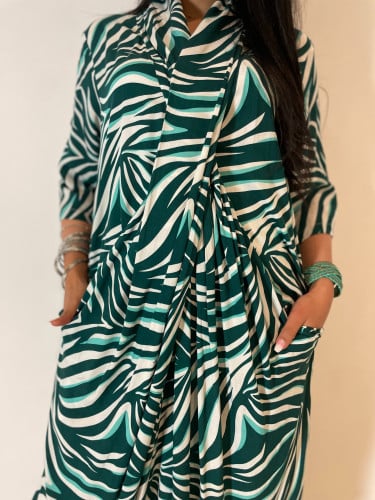 ثويب لف بخامتنا الخفيفة الباردة و بألوان راقية