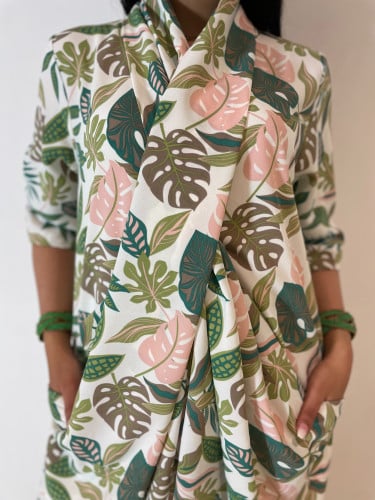 ثويب لف بخامتنا الباردة وبألوان رقيقة ونقشات لطيفة