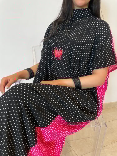 ثويب الفراشة الوردية يومي مريح خفيف لطيف