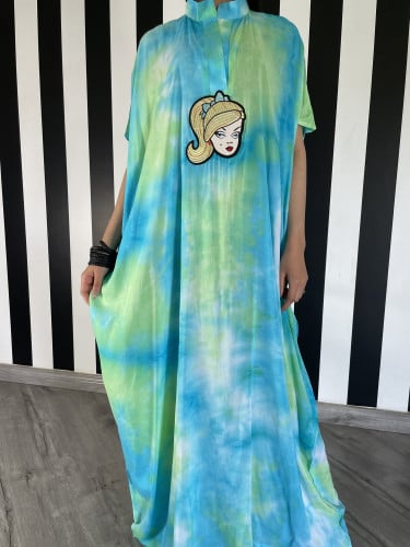 ثويب يومي بخامتنا الباردة  بألوان مميزة وبإضافة مميزة