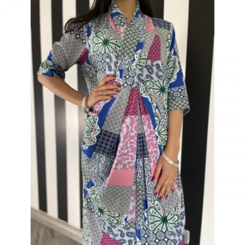 ثويب لف بألوان زاهية وطبعات رمضانية بامتياز